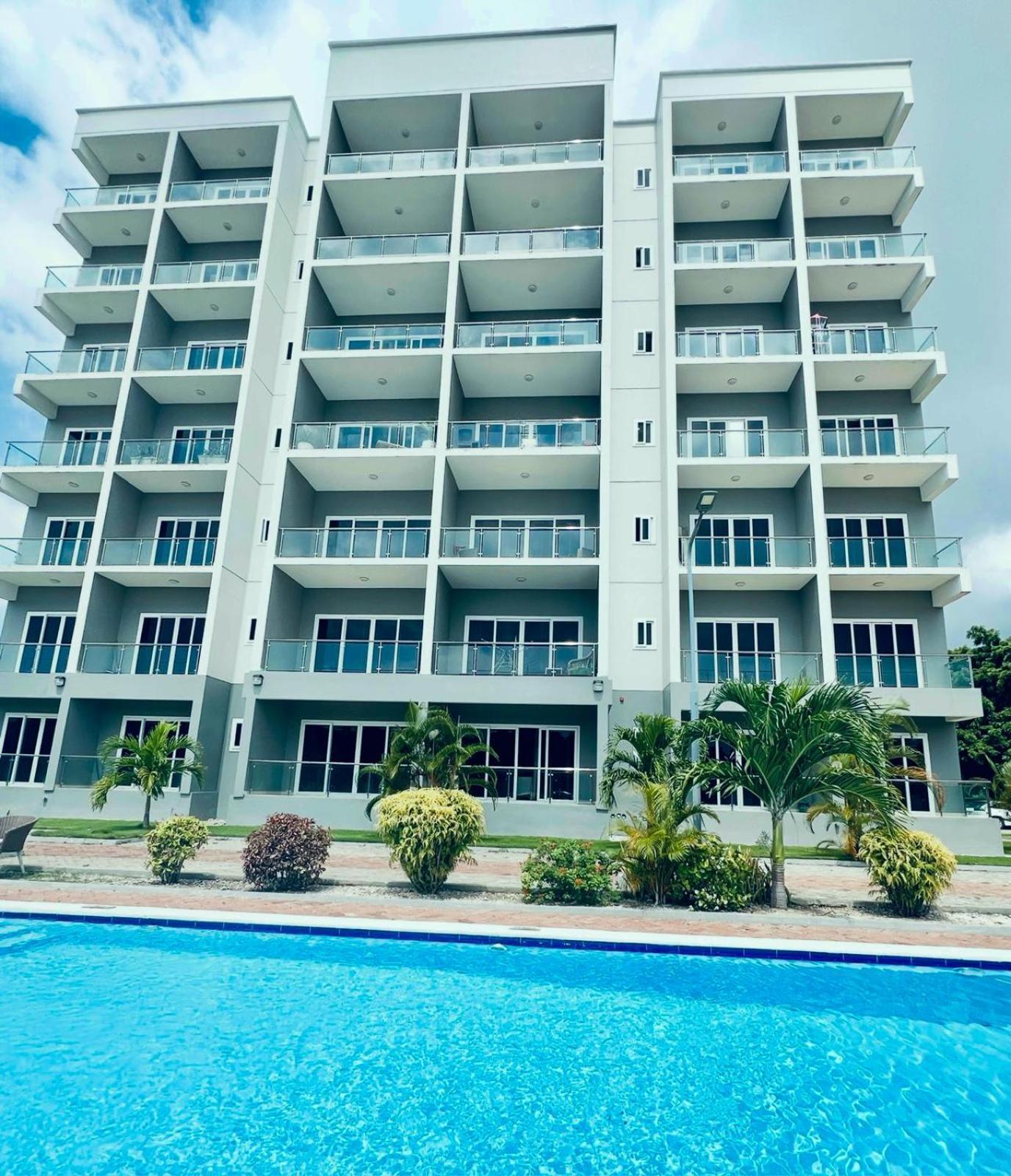 Apartment Luxe -chukwani *